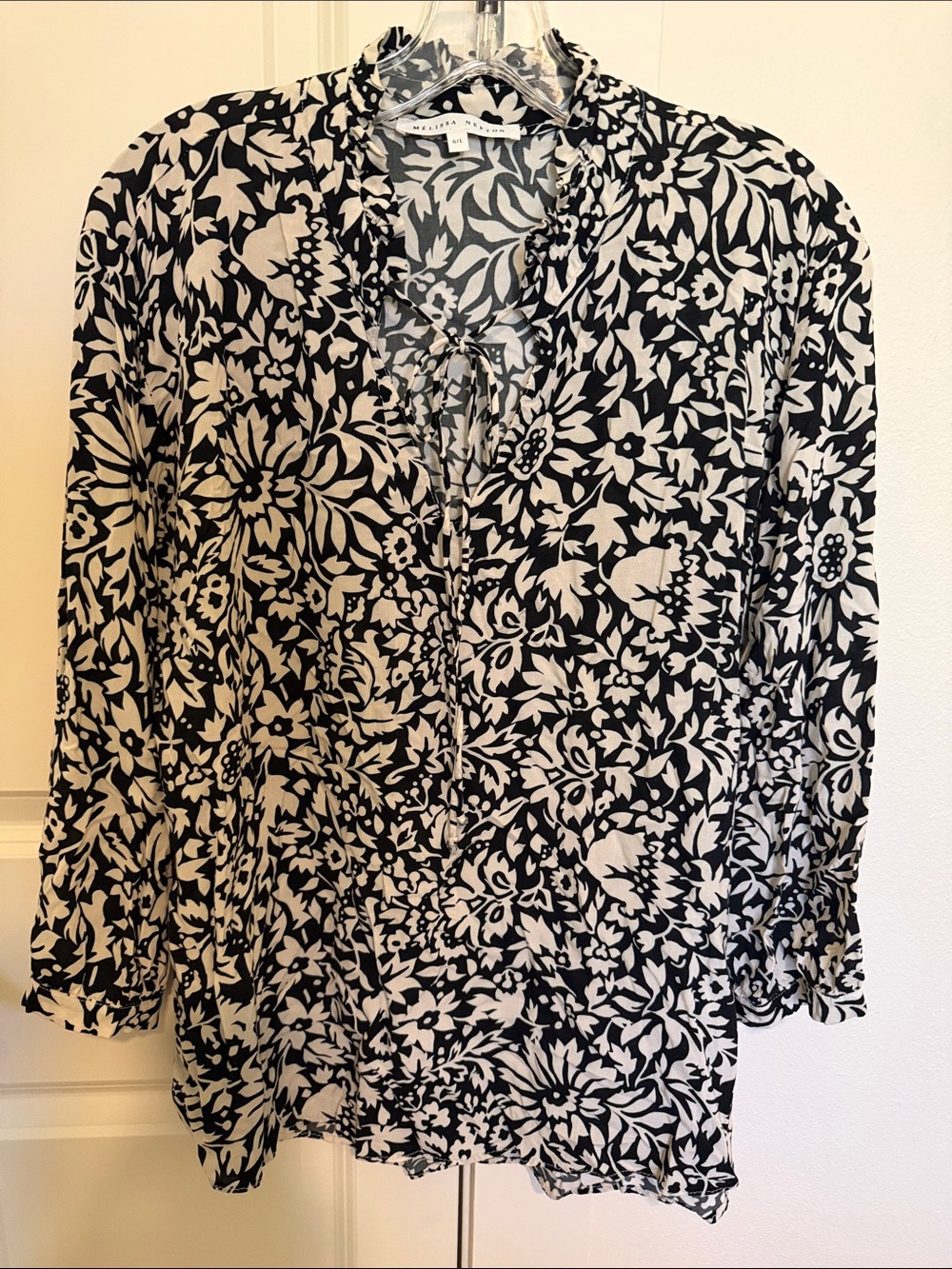 MELISSA NEPTON Black & White Floral Tie-Front Blouse